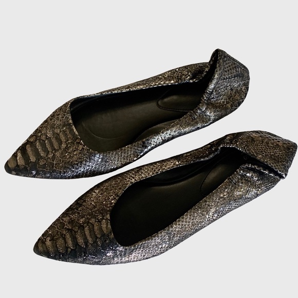 ISOLA PADRA METALLIC LEATHER POINTY TOE FLATS - Picture 3 of 16